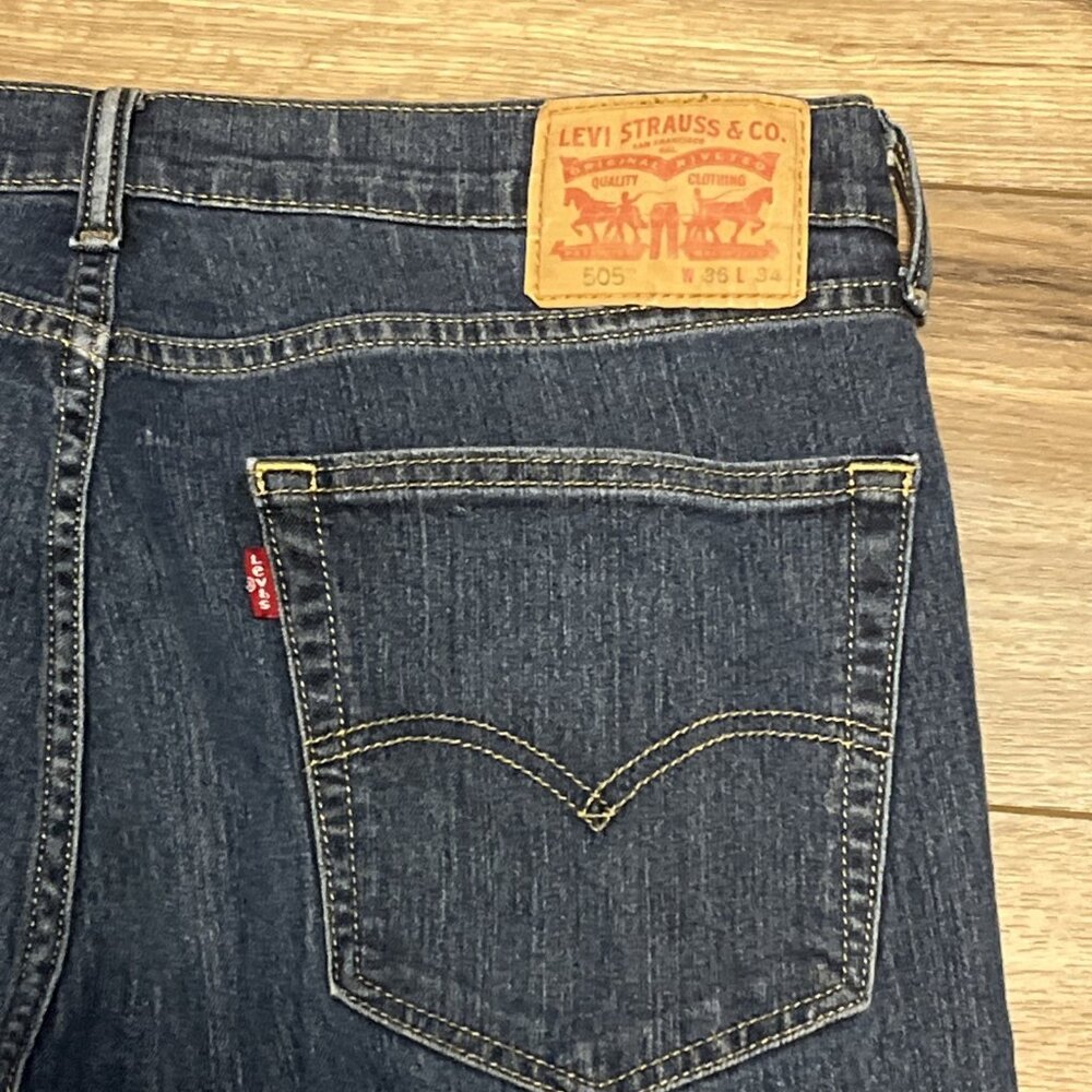 Men's Levis 505 Regular Fit Denim Jeans SZ 36x34 Blue Stretch Modern Red Tab - Picture 11 of 12